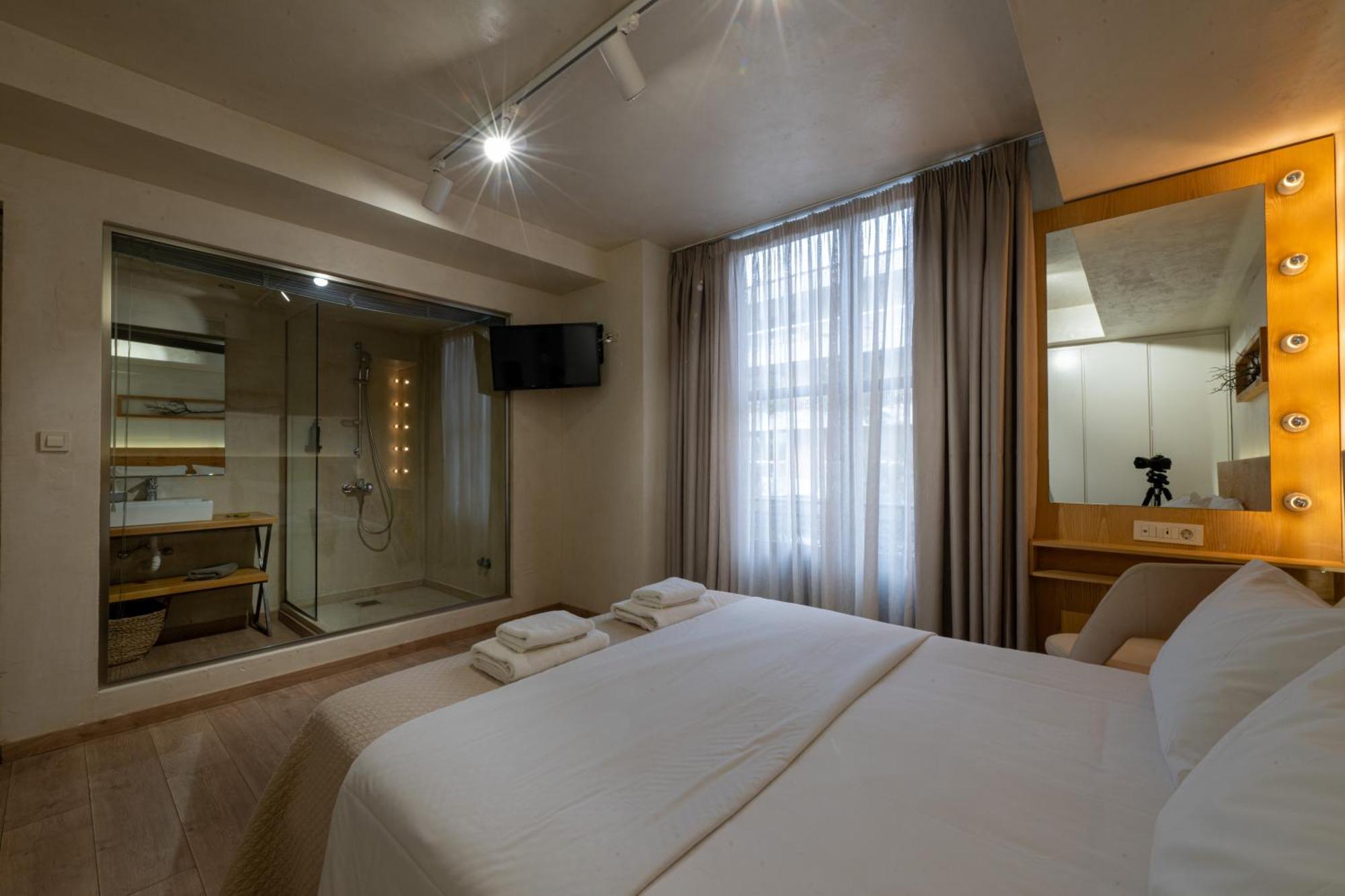 Panellinion Luxury Rooms Kalamata Dış mekan fotoğraf