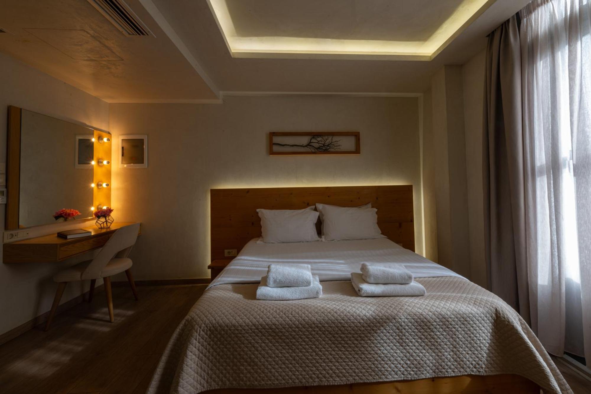 Panellinion Luxury Rooms Kalamata Dış mekan fotoğraf