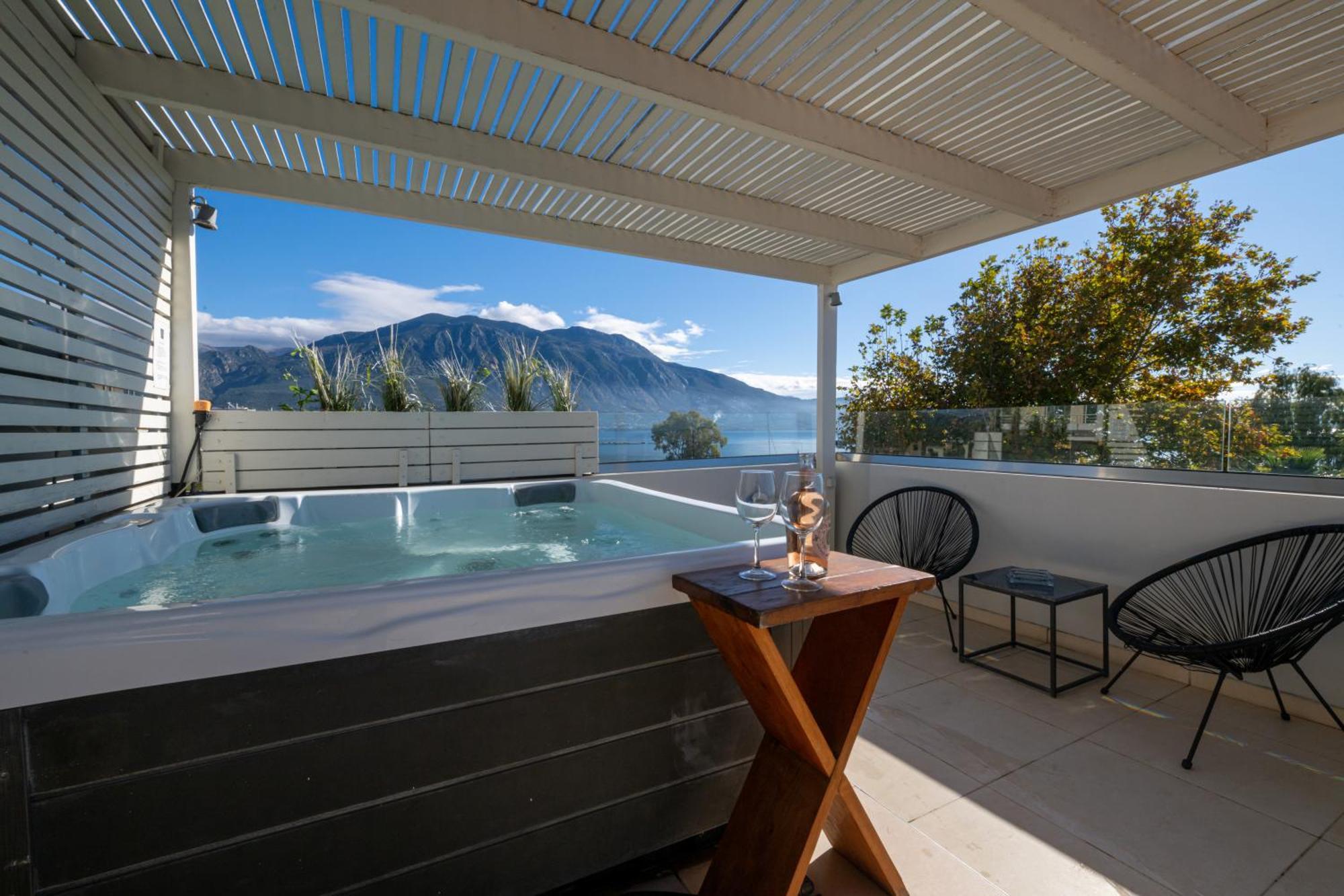 Panellinion Luxury Rooms Kalamata Dış mekan fotoğraf