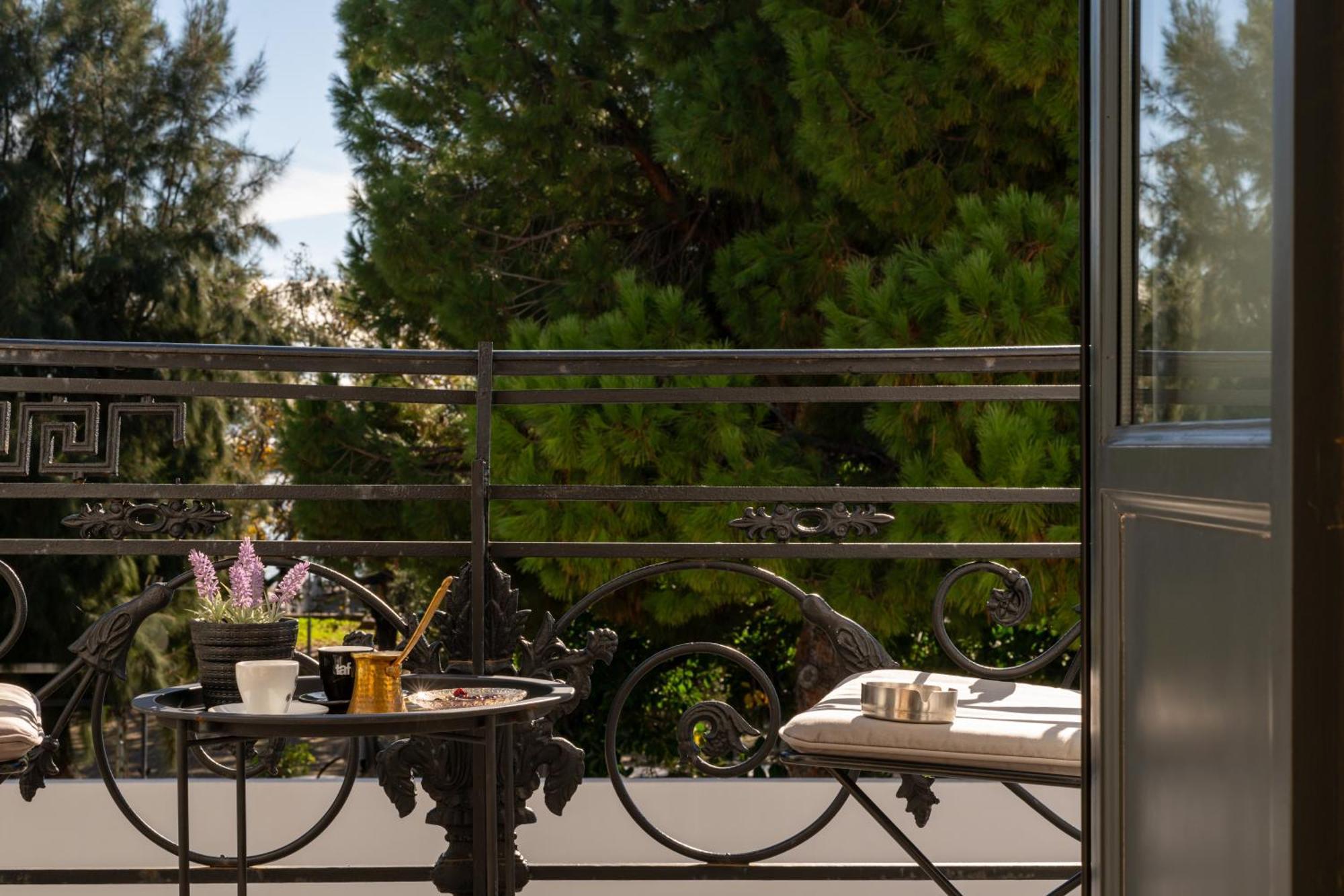 Panellinion Luxury Rooms Kalamata Dış mekan fotoğraf